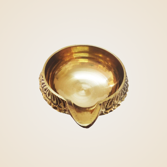 Lishaz Brass Golden Pital Kuber Deep